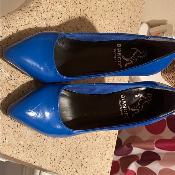 Pumps - Picture 4 of 4